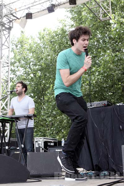 WASHED OUT - 2010-06-06 - PARIS - Parc de la Villette - 